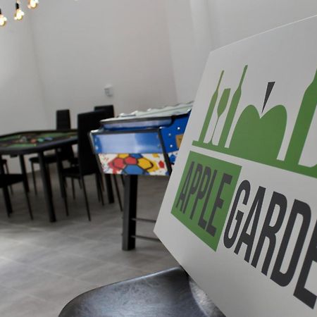 Applegarden Villa Debrecen Buitenkant foto